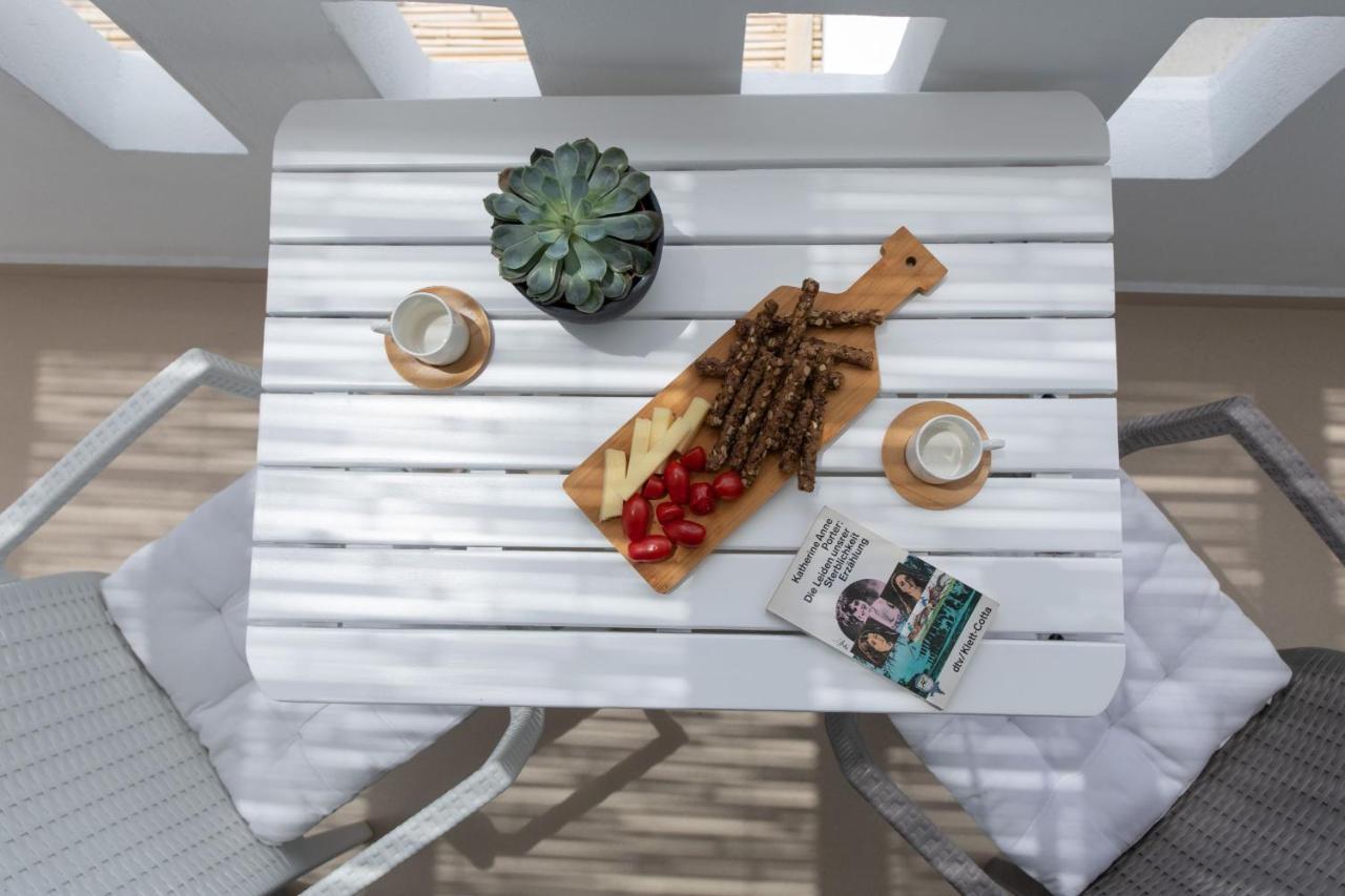 Kamvas Deluxe Apartments Naxos City エクステリア 写真