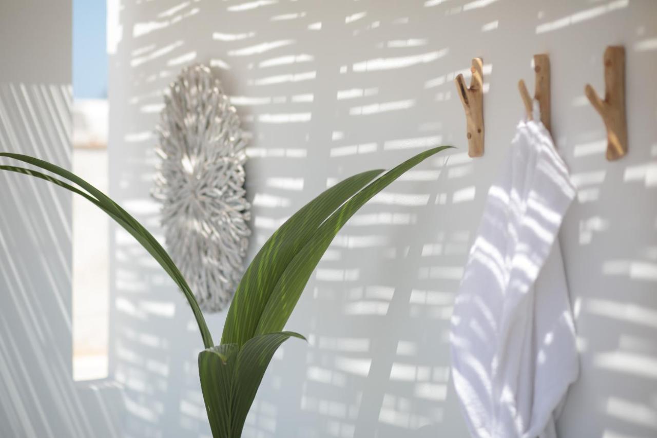 Kamvas Deluxe Apartments Naxos City エクステリア 写真