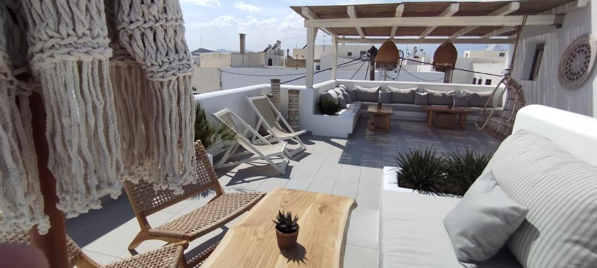 Kamvas Deluxe Apartments Naxos City エクステリア 写真
